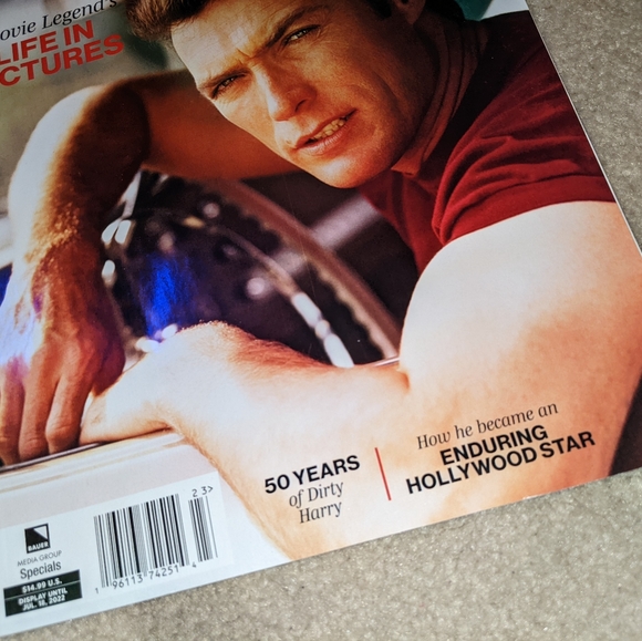 The made in America collection Clint Eastwood magazine - Picture 7 of 7